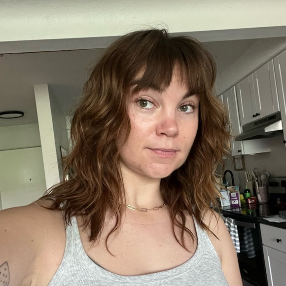 Meet your Posher, Grace a. - Picture 1 of 1